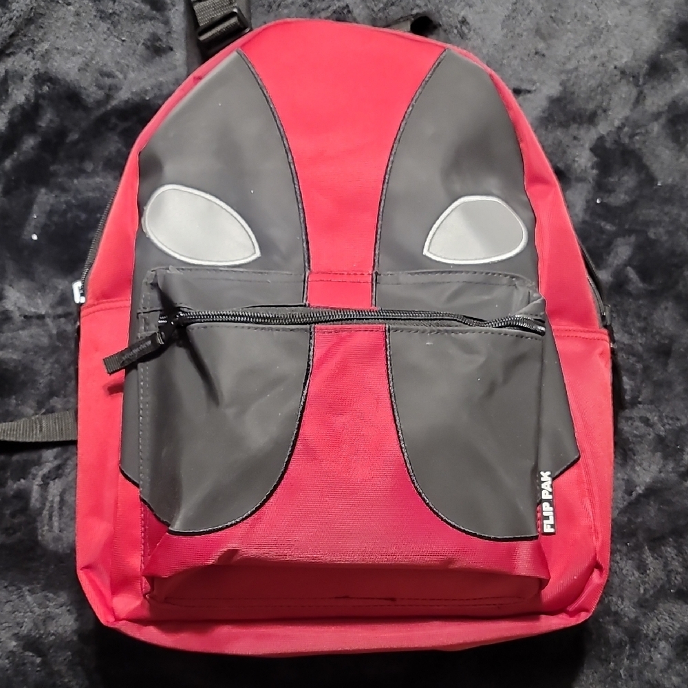 Reversible Marvel Deadpool Graphic Backpack - image 5